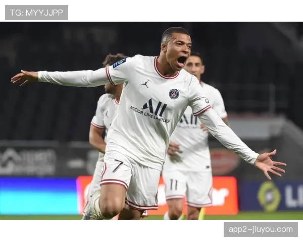 昂热保级阶段依赖巴黎系支援 派系夹缝中寻求生存智慧